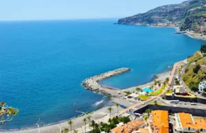 Praia da Ribeira Brava
