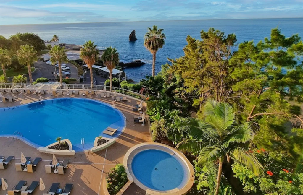 Vista do Quarto do Hotel Melia Madeira Mare