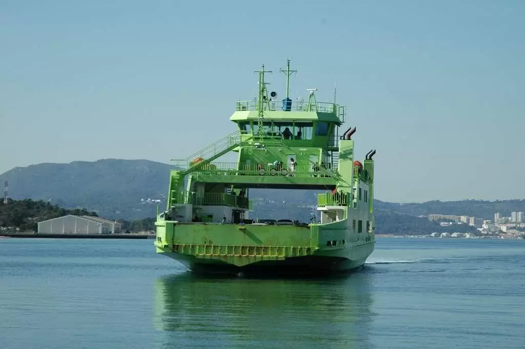 Ferry entre Setúbal e Tróia