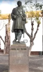 Estátua de Tristão Vaz Teixeira