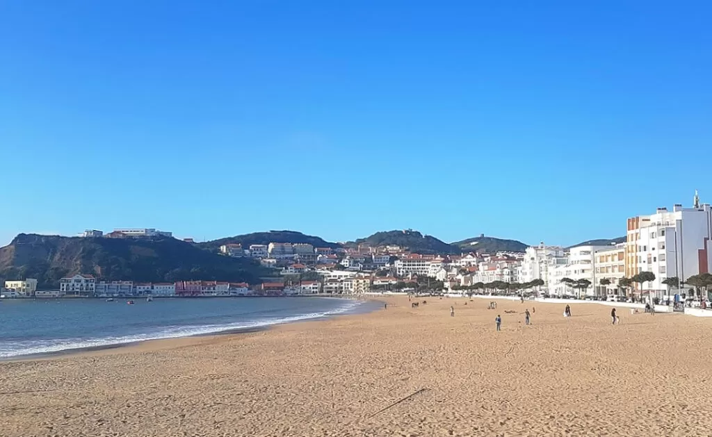 Praia de São Martinho do Porto